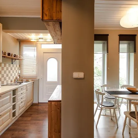 Siofok, Lake Balaton 11 Apartament *